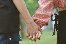 L�ska na cest�ch: V�ce ne� polovina lid� hled� b�hem dovolen� nov� vztahy