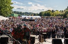 Začíná Vizovické Trnkobraní, kromě muziky a soutěže jedlíků nabídne program po celém městě